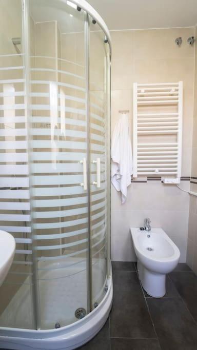 グラナダAtico Duplex Terraza Privada Centroアパートメント エクステリア 写真