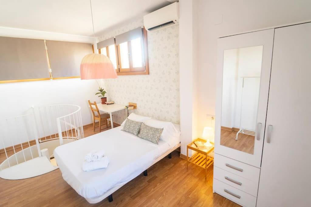 グラナダAtico Duplex Terraza Privada Centroアパートメント エクステリア 写真