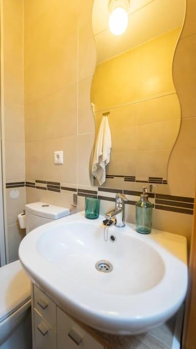 グラナダAtico Duplex Terraza Privada Centroアパートメント エクステリア 写真